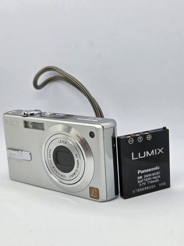 Fotocamera digitale compatta