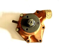 pompa acqua Vecchio trattore