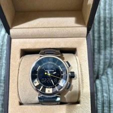 LOUIS VUITTON Tambour in Nero