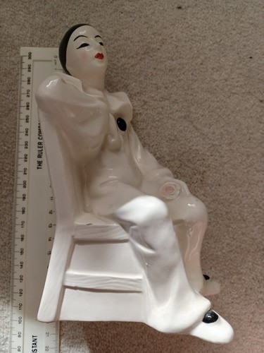 Statuina porcellana art decò - statuina,