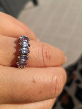 Anello oro 9ct con Tanzanite