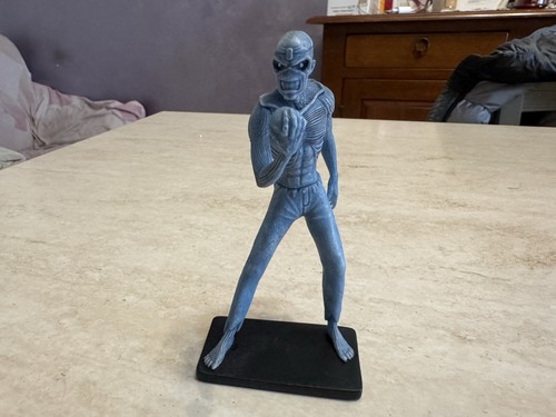 Statuina pvc eddie iron - statuina,