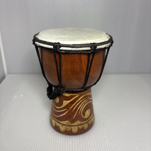 Bongo musicale africano djembe - bongo,