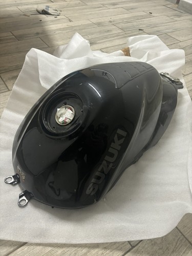 Serbatoio suzuki sv650 2022