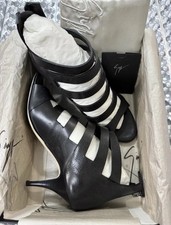 Giuseppe Zanotti Smorfia
