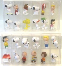 Peanuts / Snoopy, Bip + foglietto illustrativo, personaggi singoli libera scelta 