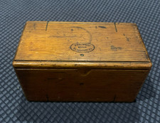 Antica scatola puzzle macchina