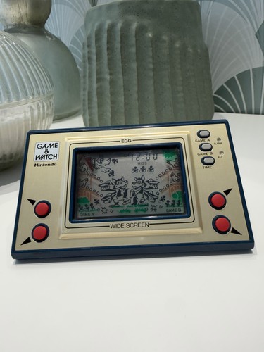 Nintendo game watch - nintendo, egg