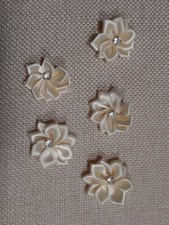 74 - LOTTO N.  5  FIORI BEIGE