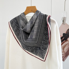 Sciarpa scialle bandana 70%