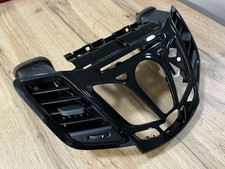 Scocca in plastica con bocchette aria Pulsantiera Radio Ford Fiesta