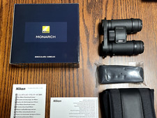 NIKON Monarch M7 8X30 binocolo