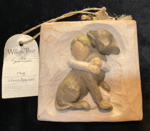 Willow tree susan lordi hug - lordi hug, a