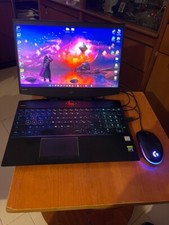 notebook gaming della OMEN da 15,6'' nero perfettamente funzionante.