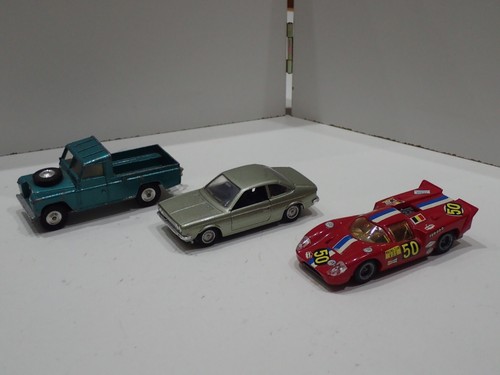 Corgi toys land rover - toys, solido
