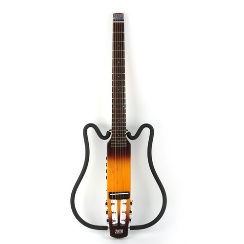 Chitarra acustica elettrica