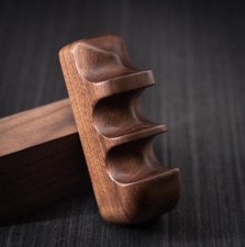 Impugnatura in legno per