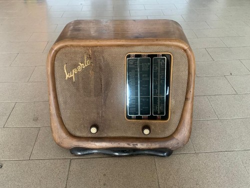 Radio valvole funzionante - radio, a