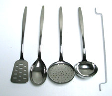 USTENSILES CUISINE MEPRA  en inox - louche écumoire cuillère + barre de support