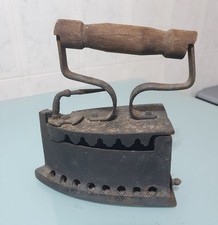  FERRO DA STIRO D’EPOCA VINTAGE ORIGINALE A CARBONE PER COLLEZIONISTI. NO RIPROD