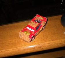 Saetta McQueen originale Mattel Disney Pixar Cars Y7181 – versione infangata...