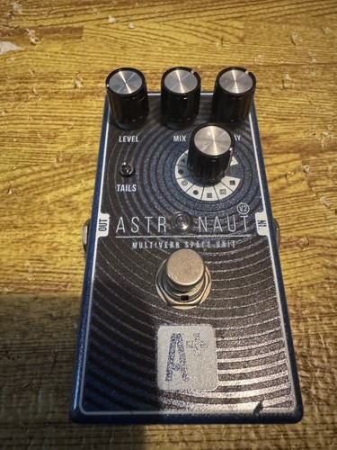 Astronaut multiverb space - astronaut,