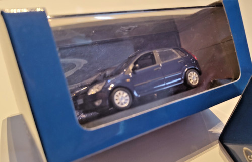 Minichamps ford fiesta mk6 blu - ford,