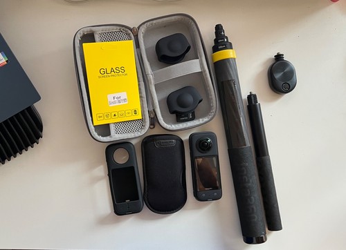 Insta 360 accessori - 360, x3