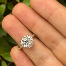 Esclusivo anello con diamanti