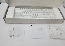 Apple Tastiera Wireless per Mac M9270LL/A A1016 NUOVA - Con Molti Accessori!