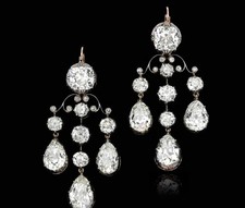 Orecchino antico stile vintage