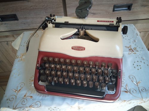 Macchina scrivere triumph - scrivere,