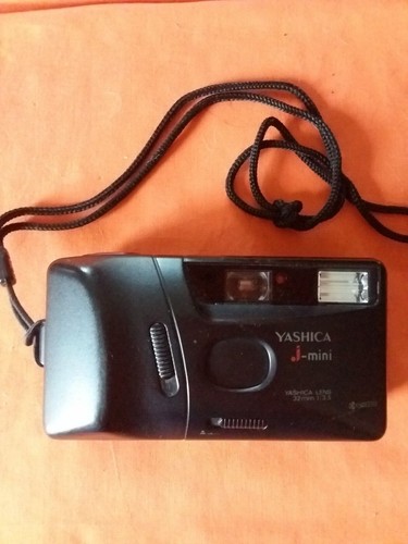 Macchina fotografica yashica - fotografica,