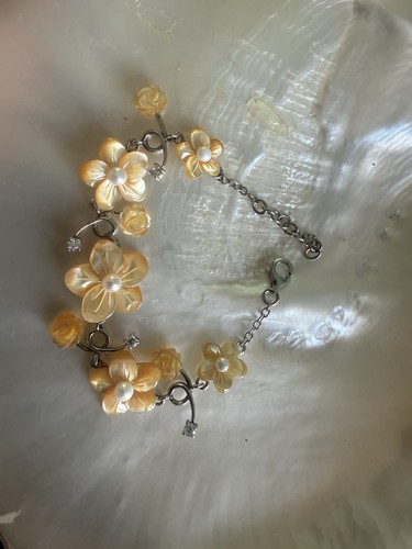 Bracciale con fiori - con, in