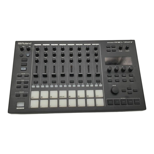 Roland 707 groovebox 8 - roland,
