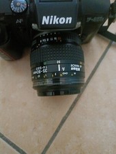 Nikon F-401x + AF Nikkor 35-80 mm + Nikon custodia in pelle.