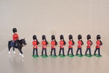 TROFEO MINIATURE 9 x GUARDIE