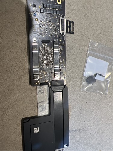 Apple macbook air a2337 - 13”,