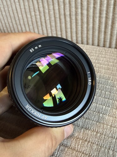 Nikon nikkor 85mm 1 8d - nikon,
