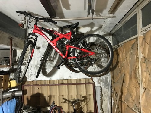 Bicicletta mountain bike - bicicletta,