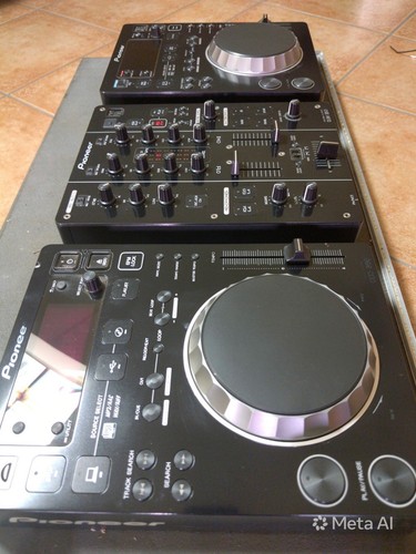 Console pioneer - dj,