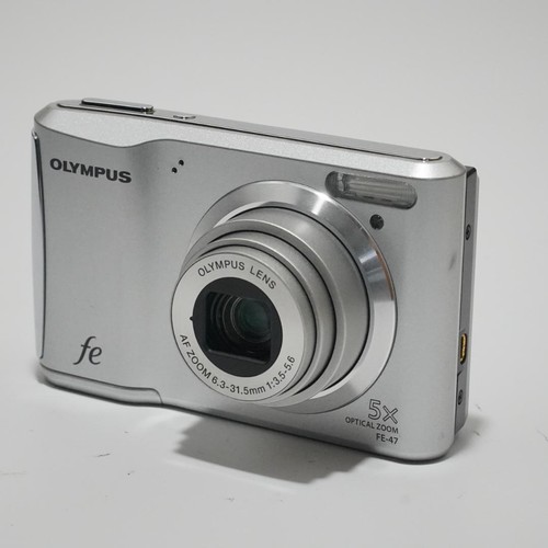 Fotocamera digitale compatta