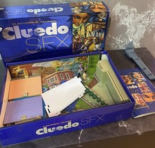 Hasbro Cluedo SFX gioco da tavolo parlante elettronico Parker 2003 COMPLETO testato ottime condizioni