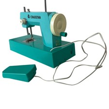 Macchina da cucire giocattolo