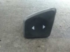 FRONT LEFT WINDOW REGULATOR