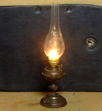 Antica lampada petrolio - antica,
