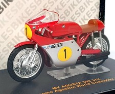 Ixo Scala 1/24 CLB006 - MV Agusta 500 3cil Campione del Mondo 1967 #1 Agostini
