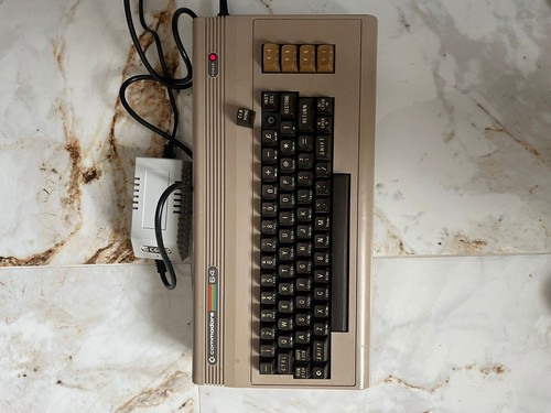 Commodore con datasette - commodore, 64
