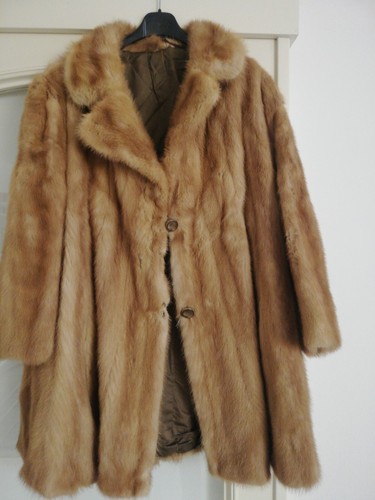 Pelliccia coyote - pelliccia,