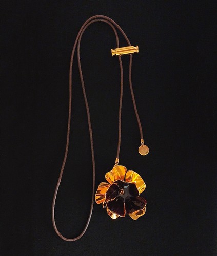 Collana corda con - , ciondolo